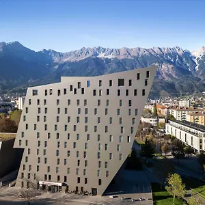 ramada-innsbruck-tivoli.innsbruckaustriahotels.com/