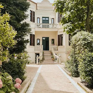  Couette-café Garden Boutique Albanie